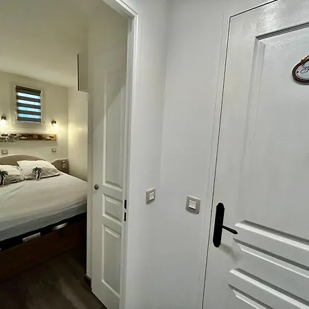 Les Restanques Vue Roses 1070 Rez De Jardin Grimaud