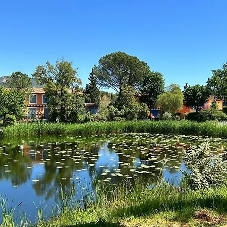 Lägenhet Les Restanques Vue Roses 1070 Rez De Jardin Grimaud